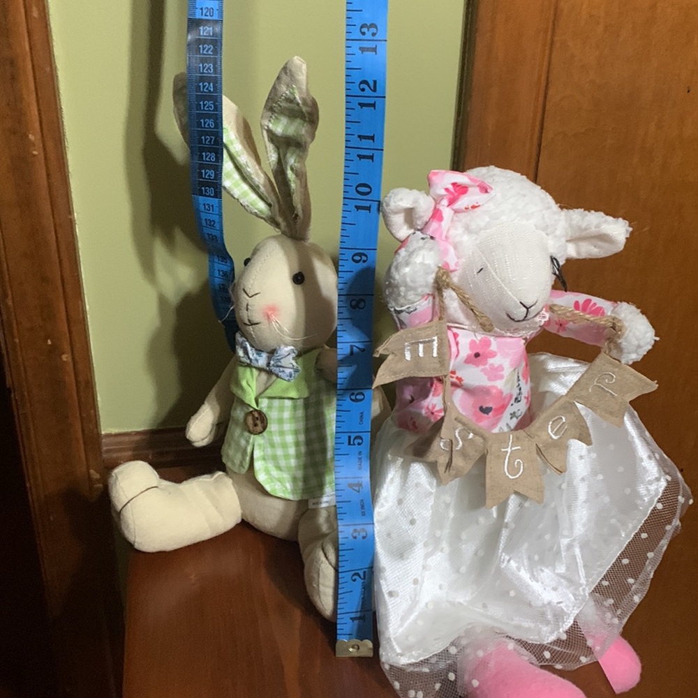 EASTER-Peter Rabbit & Spring Lamb - New Condition/ For Decorative Purposes Only! - Picture 15 of 16